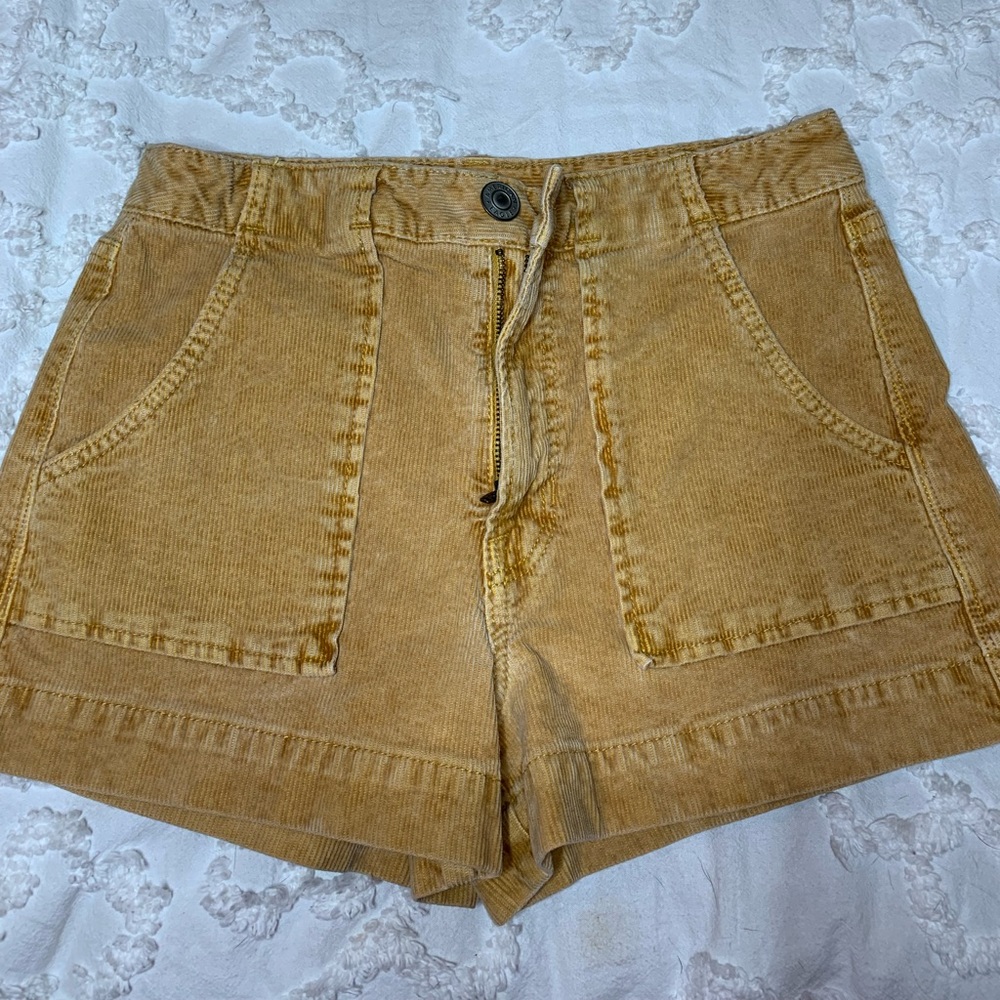american eagle high waisted corduroy shorts